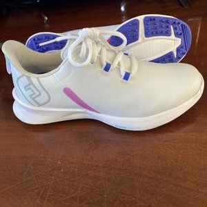 New FootJoy Golf Ladies FJ Fuel Sport Spikeless Shoes White/White/Pink Size 6 M